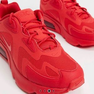 NIKE AIR MAX 200 trainer in triple red